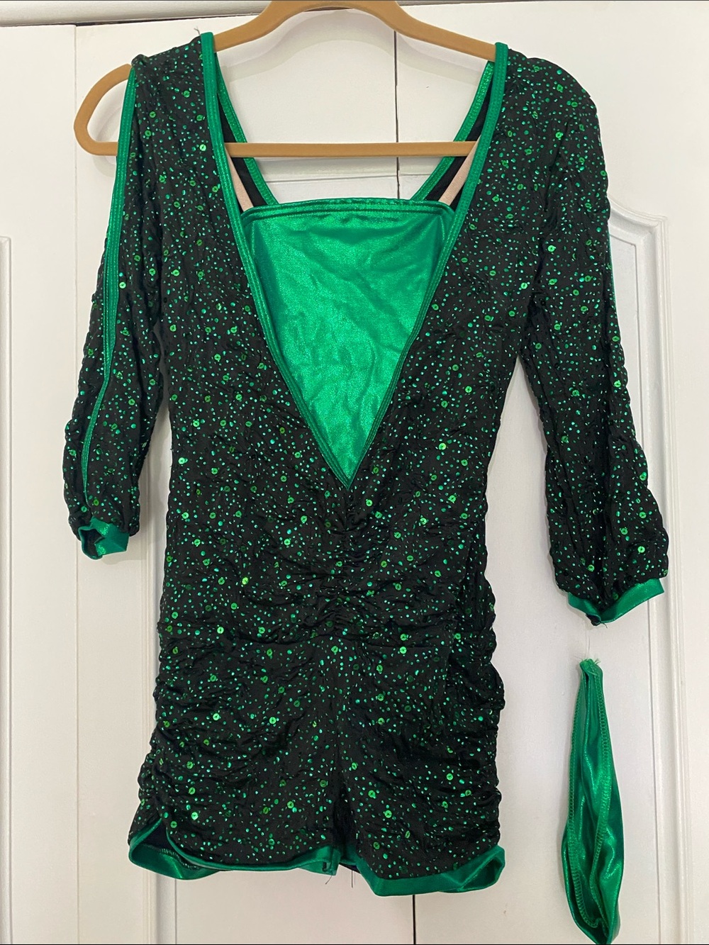 Curtain Call Dance Costume Shorts Unitard with headband- NWOT CXL / Adult S/M